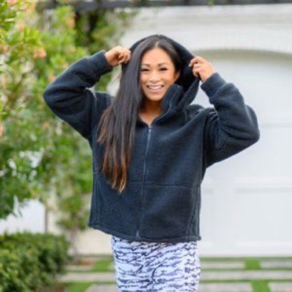 Fabletics Lotta Sherpa Jacket - Picture 4 of 4